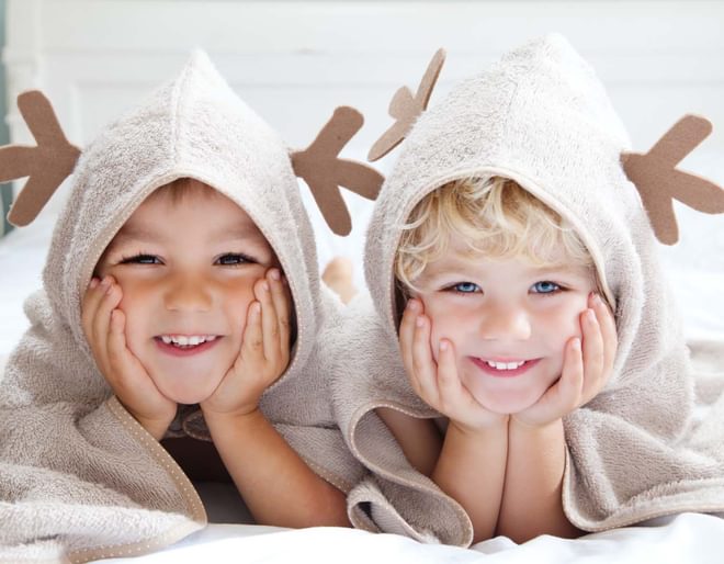 Cuddledeer toddler bath towel lifestyle