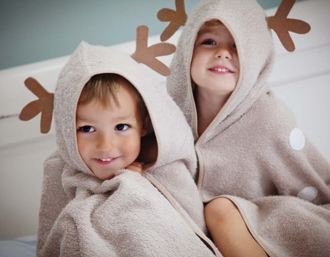 Cuddledry cuddledeer toddler bath towel Lifestyle