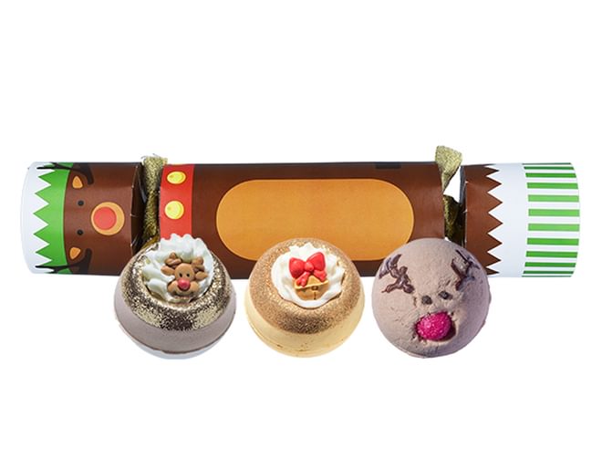 Reindeer Cracker Bath Bombs