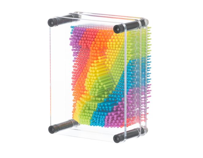 Funtime Gifts Rainbow Pin Art