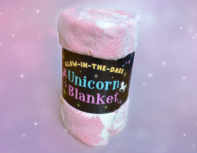 Unicorn Blanket Glows in the Dark