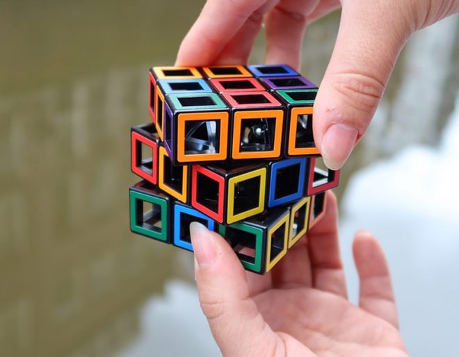 Hollow Cube