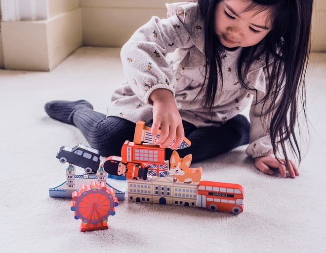 London Stacking Game Lifestyle