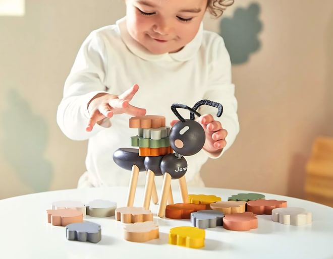 Ant Balance Game
