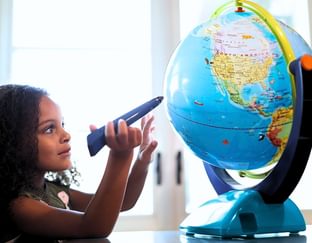 Educational Insights Talking Globe