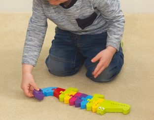 Crocodile wooden number puzzle