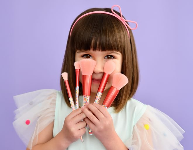 No nasties UK Twinkle Sprinkle Make Up Brush Set