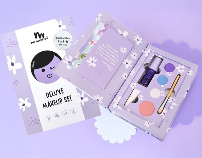 No Nasties Deluxe Make Up Set