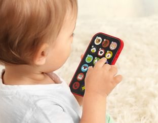 FAO Schwarz Smarter Phone