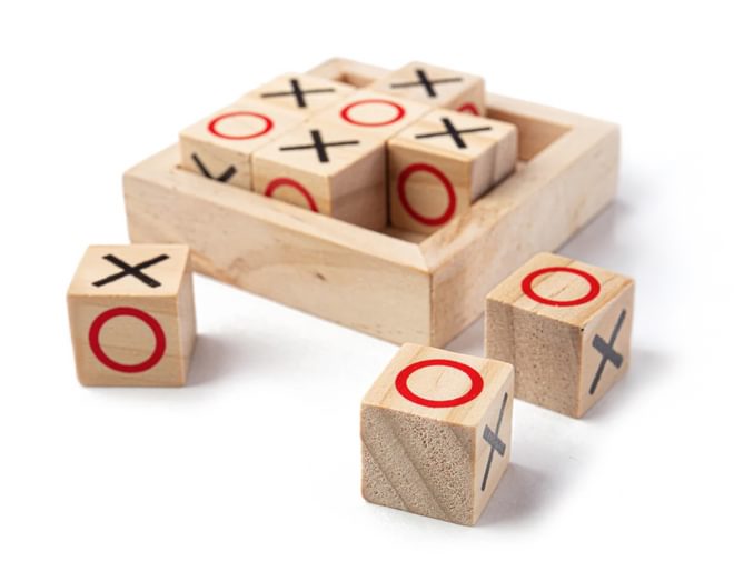 travel noughts and crosses