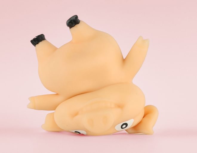 Stretch 'n' Smash pig