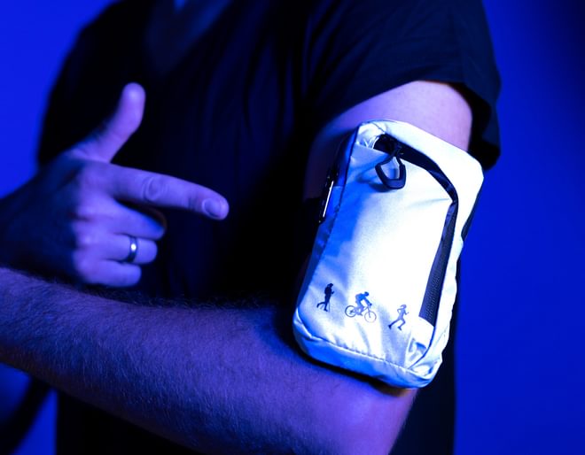 Reflactive Arm Bag