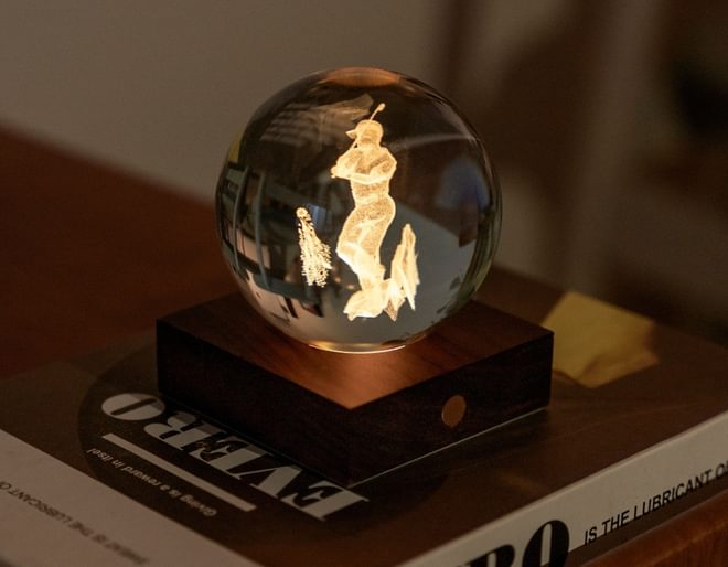 Golfer Crystal Light