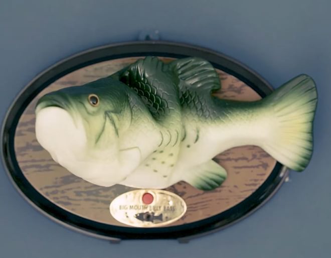 Billy the bass in action