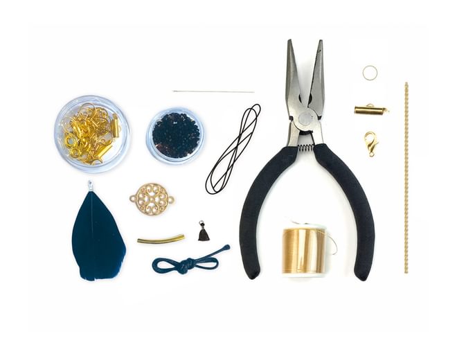 Black Feather Jewellery Kit Contents