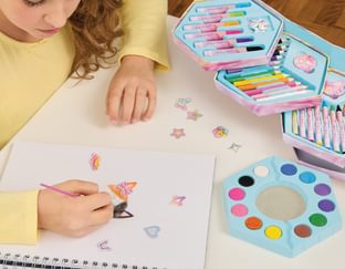 Creative Heart Art Set