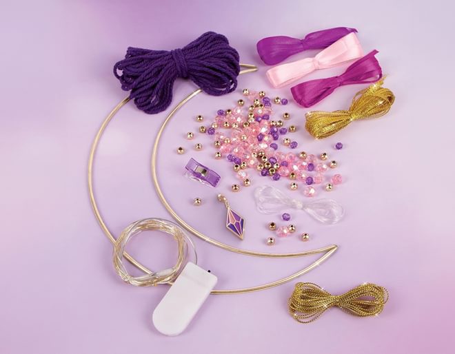 Lunar Dream Catcher Contents
