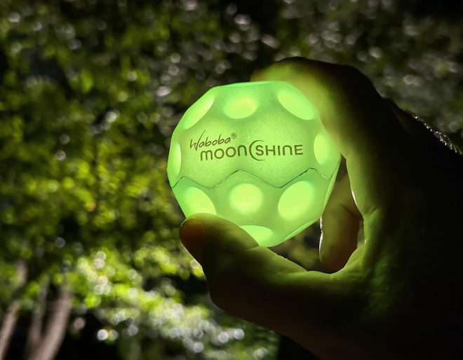 Light Up Ball