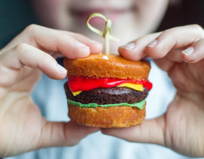 Burger Cupcakes Craft Kit